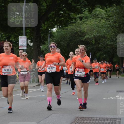 15.06.2025 - REWE Women's Run Jannik Wohlers http://msf.ph/oto/7937749 15.06.2025 08:27:04 Laufen 10305, 10355, 10500, 10089, 10, 10087 meine-sportfotos.de