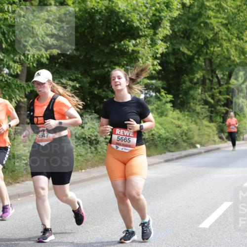 15.06.2025 - REWE Women's Run Jannik Wohlers http://msf.ph/oto/7937756 15.06.2025 10:14:12 Laufen 5141, 5547, 5665 meine-sportfotos.de
