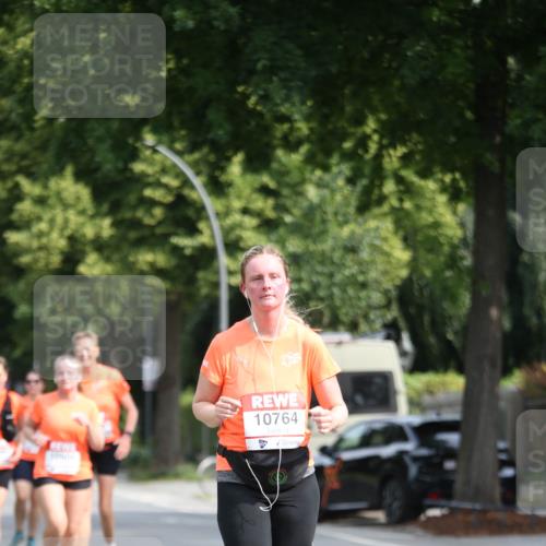 15.06.2025 - REWE Women's Run Jannik Wohlers http://msf.ph/oto/7937780 15.06.2025 09:55:40 Laufen 10764 meine-sportfotos.de