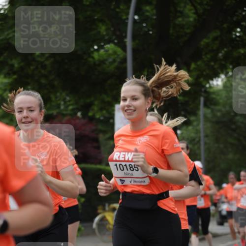 15.06.2025 - REWE Women's Run Jannik Wohlers http://msf.ph/oto/7937845 15.06.2025 08:27:07 Laufen 10185 meine-sportfotos.de