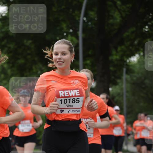 15.06.2025 - REWE Women's Run Jannik Wohlers http://msf.ph/oto/7937848 15.06.2025 08:27:07 Laufen 10185, 13 meine-sportfotos.de