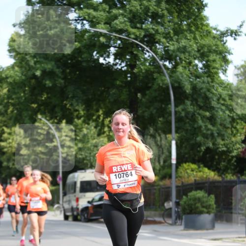 15.06.2025 - REWE Women's Run Jannik Wohlers http://msf.ph/oto/7937877 15.06.2025 09:55:41 Laufen 10764 meine-sportfotos.de