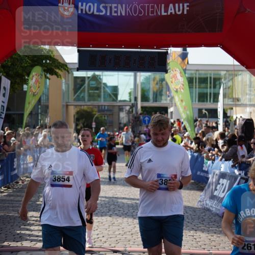13.06.2025 - Holstenköstenlauf Felixshl http://msf.ph/oto/7937950 13.06.2025 18:05:30 Laufen 2513, 2612, 2817, 3853, 3854 meine-sportfotos.de