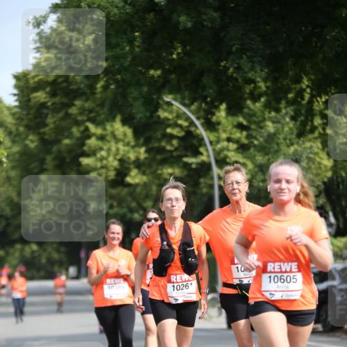 15.06.2025 - REWE Women's Run Jannik Wohlers http://msf.ph/oto/7937964 15.06.2025 09:55:44 Laufen 10389, 10261, 10, 10605 meine-sportfotos.de