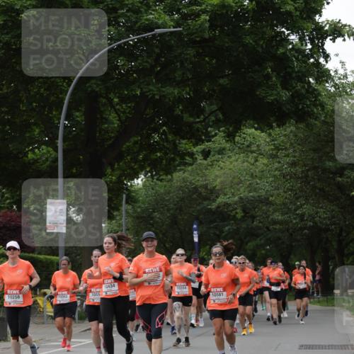 15.06.2025 - REWE Women's Run Jannik Wohlers http://msf.ph/oto/7937970 15.06.2025 08:27:10 Laufen 5, 2025, 10434, 10258, 10062, 1055, 10204, 10581 meine-sportfotos.de