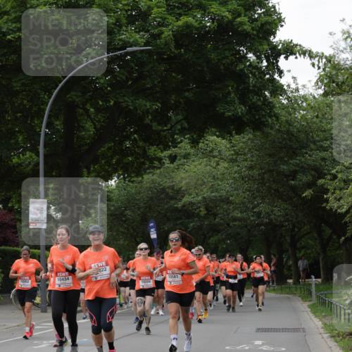 15.06.2025 - REWE Women's Run Jannik Wohlers http://msf.ph/oto/7938023 15.06.2025 08:27:11 Laufen 10434 meine-sportfotos.de