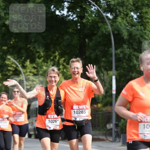 15.06.2025 - REWE Women's Run Jannik Wohlers http://msf.ph/oto/7938024 15.06.2025 09:55:46 Laufen 10389, 10595, 10261, 10285 meine-sportfotos.de
