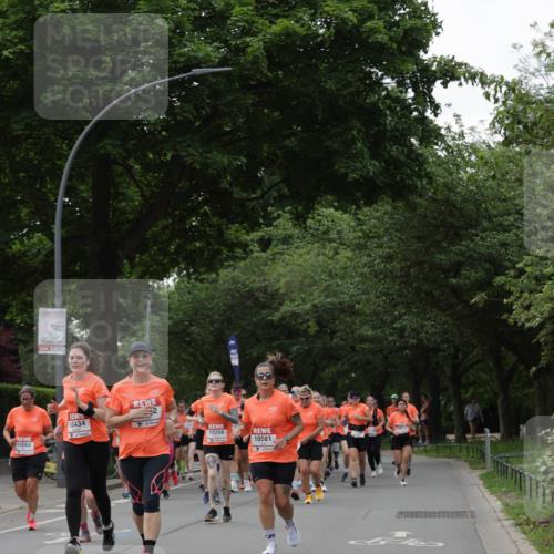 15.06.2025 - REWE Women's Run Jannik Wohlers http://msf.ph/oto/7938030 15.06.2025 08:27:11 Laufen 10062, 10434, 10204, 10581 meine-sportfotos.de