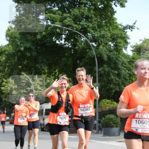 15.06.2025 - REWE Women's Run Jannik Wohlers http://msf.ph/oto/7938032 15.06.2025 09:55:47 Laufen 10389, 595, 10261, 10285, 10605 meine-sportfotos.de