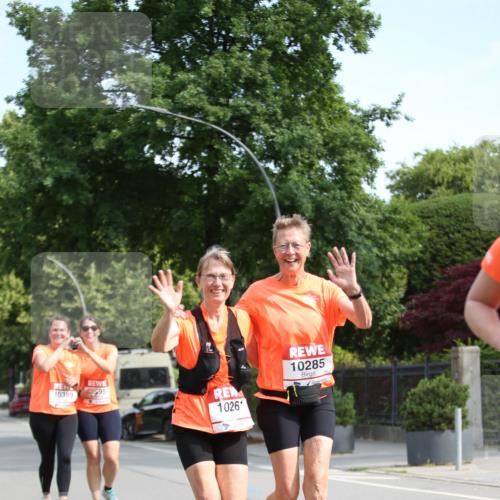 15.06.2025 - REWE Women's Run Jannik Wohlers http://msf.ph/oto/7938046 15.06.2025 09:55:47 Laufen 10389, 10261, 10285, 95 meine-sportfotos.de