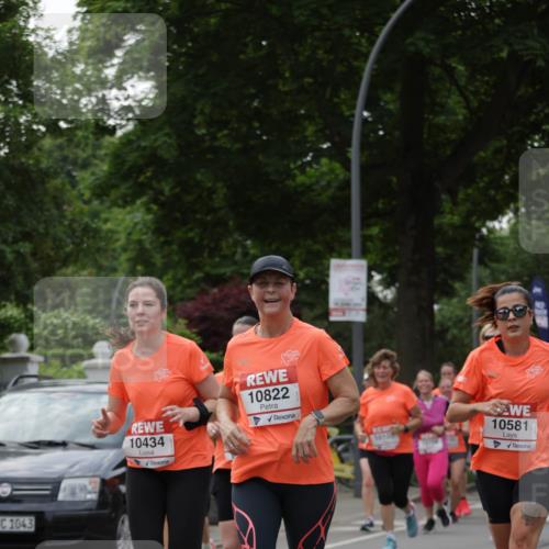 15.06.2025 - REWE Women's Run Jannik Wohlers http://msf.ph/oto/7938080 15.06.2025 08:27:12 Laufen 1043, 10434, 10822, 1010, 10581 meine-sportfotos.de