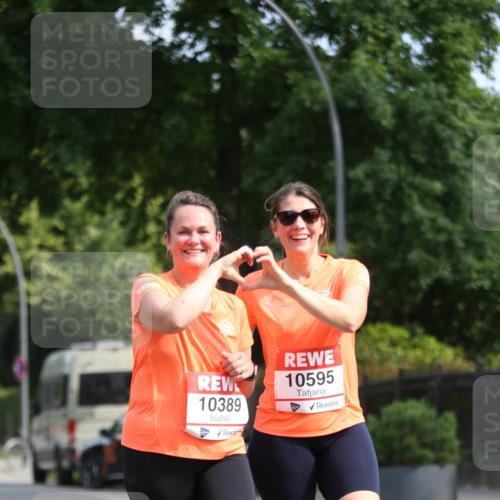 15.06.2025 - REWE Women's Run Jannik Wohlers http://msf.ph/oto/7938141 15.06.2025 09:55:49 Laufen 10595, 10389 meine-sportfotos.de