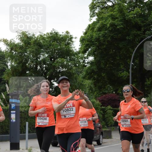 15.06.2025 - REWE Women's Run Jannik Wohlers http://msf.ph/oto/7938144 15.06.2025 08:27:13 Laufen 10434, 10822, 10556, 10581, 10204 meine-sportfotos.de