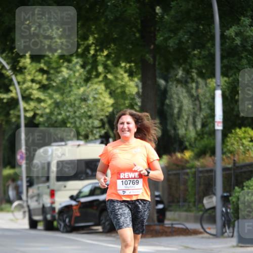 15.06.2025 - REWE Women's Run Jannik Wohlers http://msf.ph/oto/7938196 15.06.2025 09:55:58 Laufen 10769 meine-sportfotos.de