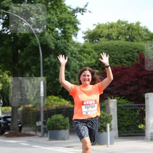 15.06.2025 - REWE Women's Run Jannik Wohlers http://msf.ph/oto/7938255 15.06.2025 09:56:00 Laufen 10769 meine-sportfotos.de