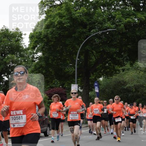 15.06.2025 - REWE Women's Run Jannik Wohlers http://msf.ph/oto/7938264 15.06.2025 08:27:14 Laufen 10581, 10105, 10582, 10204 meine-sportfotos.de