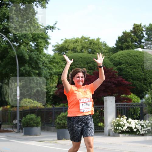 15.06.2025 - REWE Women's Run Jannik Wohlers http://msf.ph/oto/7938286 15.06.2025 09:56:00 Laufen 10769 meine-sportfotos.de