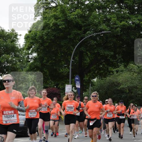 15.06.2025 - REWE Women's Run Jannik Wohlers http://msf.ph/oto/7938374 15.06.2025 08:27:16 Laufen 0293, 10204, 10105, 10152, 10582, 10, 10267, 10370, 10139 meine-sportfotos.de