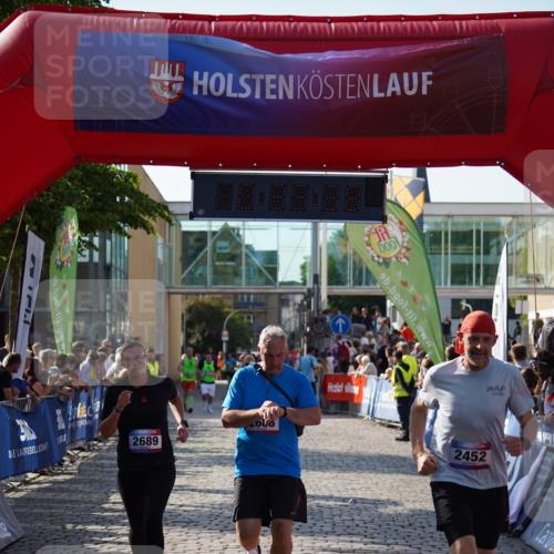 13.06.2025 - Holstenköstenlauf Felixshl http://msf.ph/oto/7938386 13.06.2025 18:05:40 Laufen 2452, 2615, 2688, 2689 meine-sportfotos.de