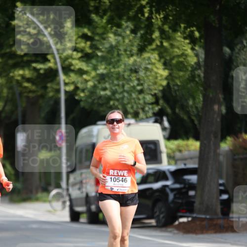 15.06.2025 - REWE Women's Run Jannik Wohlers http://msf.ph/oto/7938398 15.06.2025 09:56:11 Laufen 10546 meine-sportfotos.de