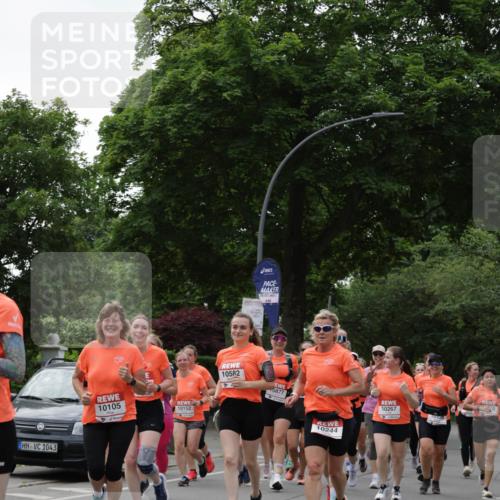 15.06.2025 - REWE Women's Run Jannik Wohlers http://msf.ph/oto/7938410 15.06.2025 08:27:16 Laufen 1043, 10105, 10152, 10582, 0877, 10267, 39, 10244, 20 meine-sportfotos.de