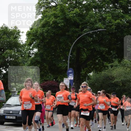 15.06.2025 - REWE Women's Run Jannik Wohlers http://msf.ph/oto/7938416 15.06.2025 08:27:16 Laufen 1043, 10582, 10105, 0877, 10244 meine-sportfotos.de