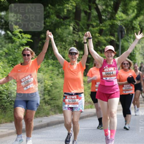 15.06.2025 - REWE Women's Run Jannik Wohlers http://msf.ph/oto/7938447 15.06.2025 10:14:27 Laufen 5362, 5283, 4, 5684, 5545 meine-sportfotos.de