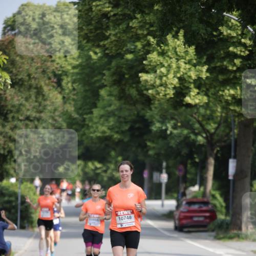 15.06.2025 - REWE Women's Run Jannik Wohlers http://msf.ph/oto/7938449 15.06.2025 08:44:09 Laufen 10866, 10748 meine-sportfotos.de