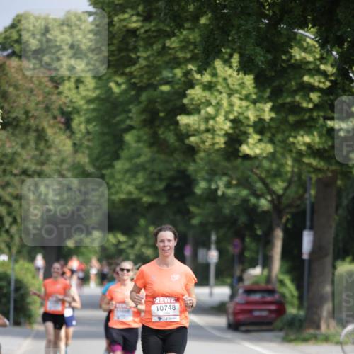 15.06.2025 - REWE Women's Run Jannik Wohlers http://msf.ph/oto/7938458 15.06.2025 08:44:10 Laufen 10748 meine-sportfotos.de