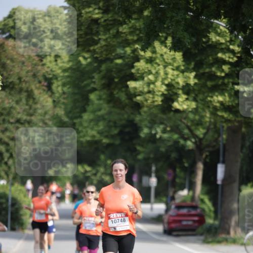 15.06.2025 - REWE Women's Run Jannik Wohlers http://msf.ph/oto/7938461 15.06.2025 08:44:10 Laufen 10866, 10748 meine-sportfotos.de