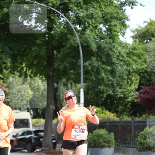 15.06.2025 - REWE Women's Run Jannik Wohlers http://msf.ph/oto/7938463 15.06.2025 09:56:14 Laufen 10546 meine-sportfotos.de
