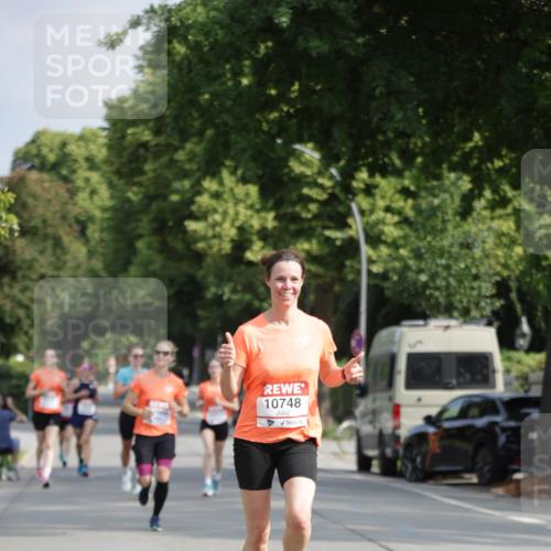 15.06.2025 - REWE Women's Run Jannik Wohlers http://msf.ph/oto/7938522 15.06.2025 08:44:13 Laufen 10748 meine-sportfotos.de
