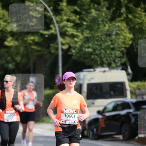 15.06.2025 - REWE Women's Run Jannik Wohlers http://msf.ph/oto/7938582 15.06.2025 09:56:26 Laufen 10304, 10661 meine-sportfotos.de