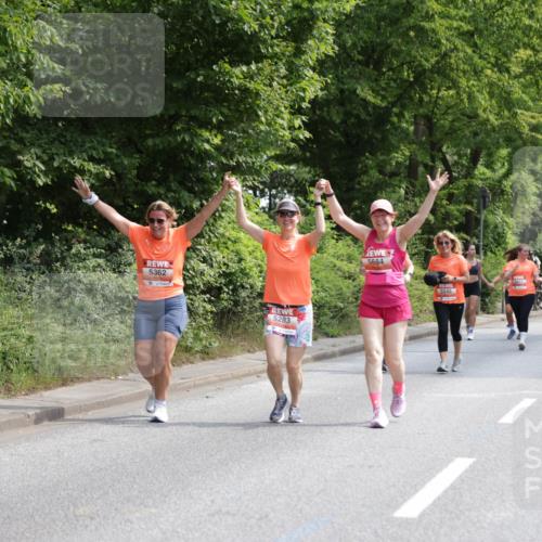 15.06.2025 - REWE Women's Run Jannik Wohlers http://msf.ph/oto/7938593 15.06.2025 10:14:29 Laufen 5362, 5283, 5684, 5545 meine-sportfotos.de
