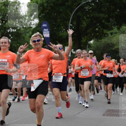 15.06.2025 - REWE Women's Run Jannik Wohlers http://msf.ph/oto/7938597 15.06.2025 08:27:18 Laufen 10293, 10582, 10152, 10267, 10370, 10107, 1013, 10095 meine-sportfotos.de