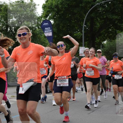 15.06.2025 - REWE Women's Run Jannik Wohlers http://msf.ph/oto/7938613 15.06.2025 08:27:18 Laufen 10582, 10573, 06, 00, 10095, 38, 10267, 10139, 10, 4, 1078, 10370, 10107 meine-sportfotos.de