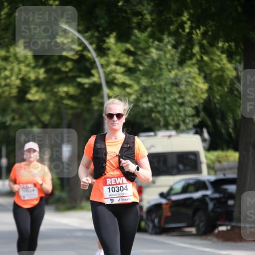 15.06.2025 - REWE Women's Run Jannik Wohlers http://msf.ph/oto/7938672 15.06.2025 09:56:29 Laufen 10524, 10304 meine-sportfotos.de