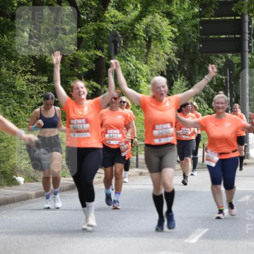 15.06.2025 - REWE Women's Run Jannik Wohlers http://msf.ph/oto/7938689 15.06.2025 10:14:32 Laufen 5645, 5011, 5010, 5411, 12, 5192, 8476, 5035, 5036 meine-sportfotos.de