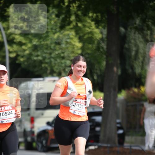 15.06.2025 - REWE Women's Run Jannik Wohlers http://msf.ph/oto/7938702 15.06.2025 09:56:32 Laufen 10524, 10347 meine-sportfotos.de