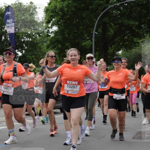 15.06.2025 - REWE Women's Run Jannik Wohlers http://msf.ph/oto/7938754 15.06.2025 08:27:20 Laufen 95, 5, 0788, 8, 00, 10877, 0730, 108, 10267, 39, 10211, 10370, 10107 meine-sportfotos.de