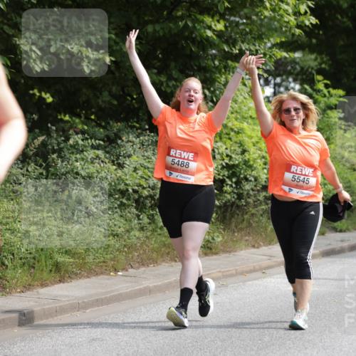 15.06.2025 - REWE Women's Run Jannik Wohlers http://msf.ph/oto/7938780 15.06.2025 10:14:33 Laufen 684, 5488, 5545, 5011 meine-sportfotos.de