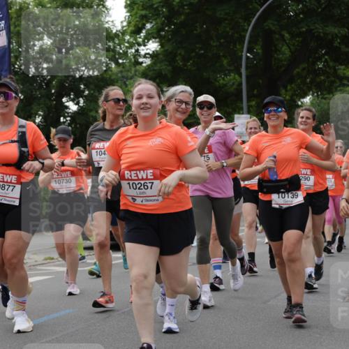 15.06.2025 - REWE Women's Run Jannik Wohlers http://msf.ph/oto/7938807 15.06.2025 08:27:20 Laufen 52, 10788, 06, 00, 573, 10877, 10730, 104, 10267, 75, 290, 211, 10370, 10139 meine-sportfotos.de