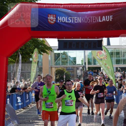 13.06.2025 - Holstenköstenlauf Felixshl http://msf.ph/oto/7938817 13.06.2025 18:05:55 Laufen 2102, 2206, 2445, 2577, 2659, 2954, 2963, 2977, 2980, 3200, 3207, 3266, 3572 meine-sportfotos.de