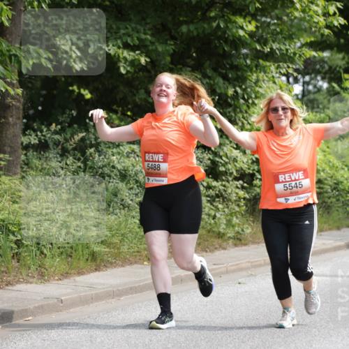 15.06.2025 - REWE Women's Run Jannik Wohlers http://msf.ph/oto/7938828 15.06.2025 10:14:34 Laufen 5488, 5545, 5011 meine-sportfotos.de