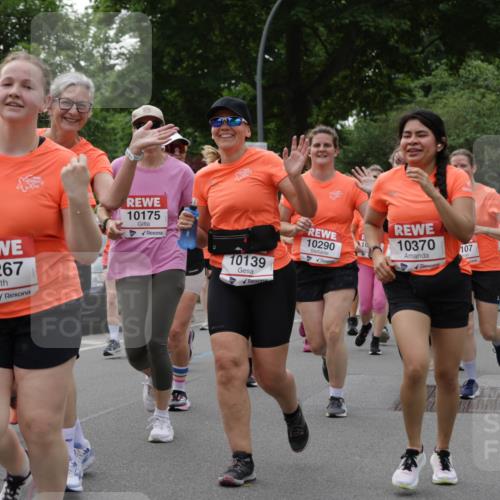 15.06.2025 - REWE Women's Run Jannik Wohlers http://msf.ph/oto/7938839 15.06.2025 08:27:21 Laufen 10730, 10267, 10175, 10139, 10290, 10, 10370, 107 meine-sportfotos.de