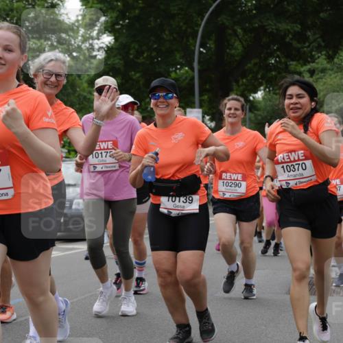 15.06.2025 - REWE Women's Run Jannik Wohlers http://msf.ph/oto/7938847 15.06.2025 08:27:21 Laufen 10267, 10175, 10139, 10290, 10370, 7 meine-sportfotos.de