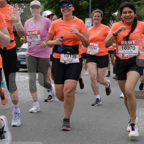 15.06.2025 - REWE Women's Run Jannik Wohlers http://msf.ph/oto/7938874 15.06.2025 08:27:21 Laufen 10267, 10175, 10139, 10290, 10370, 107 meine-sportfotos.de