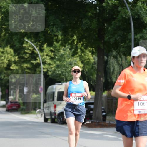 15.06.2025 - REWE Women's Run Jannik Wohlers http://msf.ph/oto/7938939 15.06.2025 09:57:00 Laufen 10254, 1061 meine-sportfotos.de