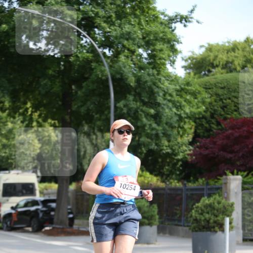 15.06.2025 - REWE Women's Run Jannik Wohlers http://msf.ph/oto/7938971 15.06.2025 09:57:02 Laufen 10254 meine-sportfotos.de
