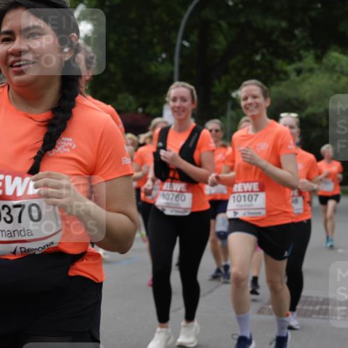 15.06.2025 - REWE Women's Run Jannik Wohlers http://msf.ph/oto/7938988 15.06.2025 08:27:22 Laufen 40, 10760, 10107, 78, 10370 meine-sportfotos.de